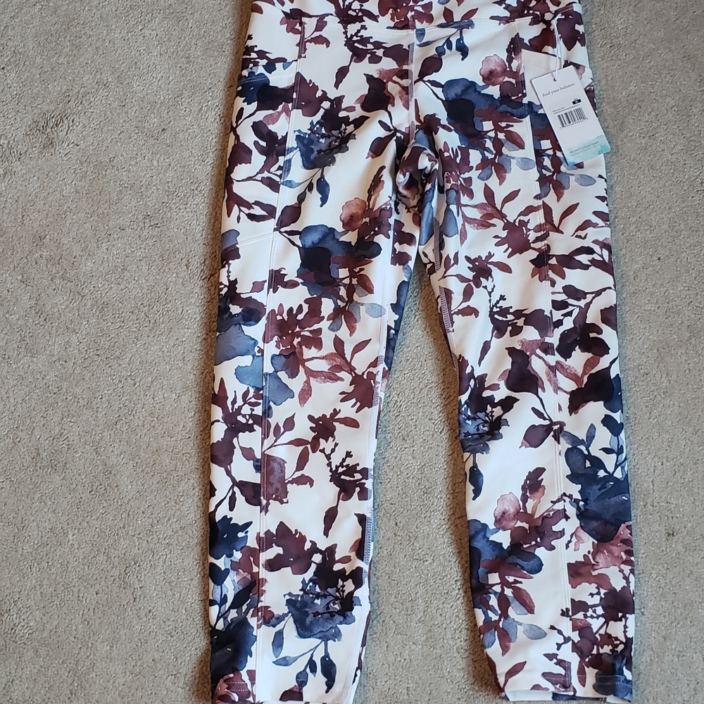Balance collection printed capri